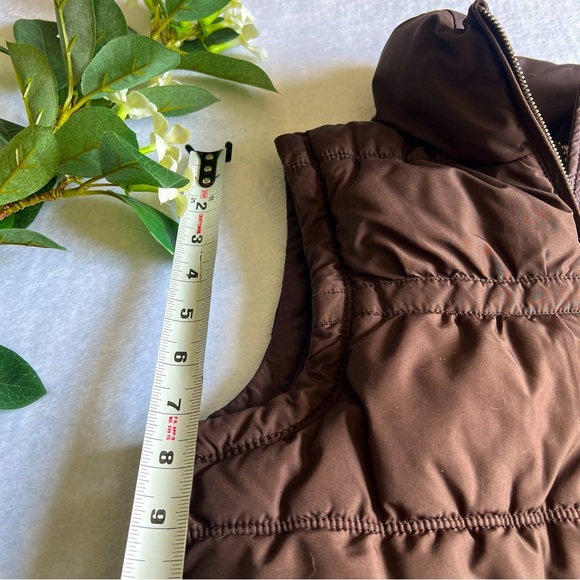 American Eagle Outfitters Cropped Puffer Vest Women's Size Small Brown Full Zip - Picture 7 of 11